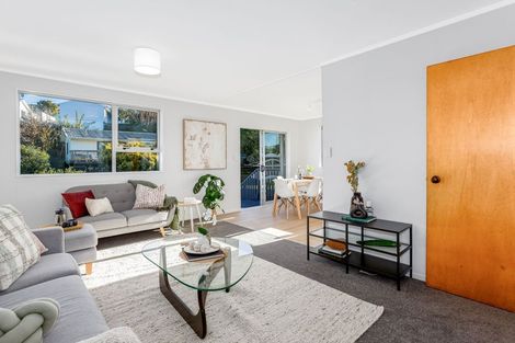 Photo of property in 19 Sombrero View, Ascot Park, Porirua, 5024