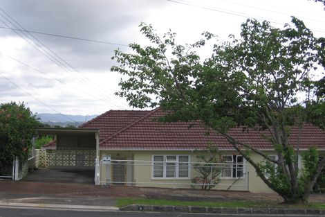 Photo of property in 5 Berridge Avenue, Point Chevalier, Auckland, 1022