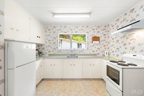 Photo of property in 13 Christchurch Crescent, Kelson, Lower Hutt, 5010