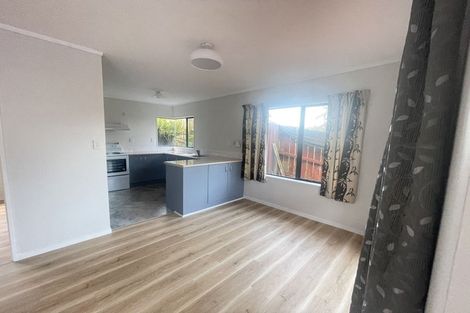 Photo of property in 63a Harmel Road, Glendene, Auckland, 0602