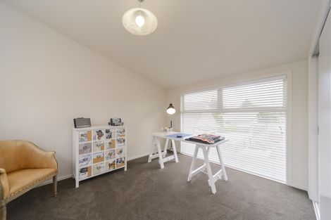 Photo of property in 10a Rangitane Street, Palmerston North, 4414