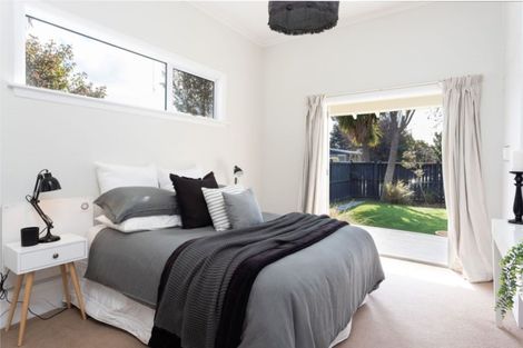 Photo of property in 16 Winton Street, St Albans, Christchurch, 8014