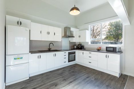 Photo of property in 37 Burgoyne Street, Woodville, 4920