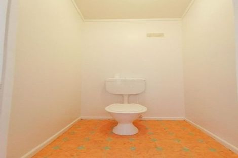 Photo of property in 1 Gilliam Street, New Lynn, Auckland, 0600