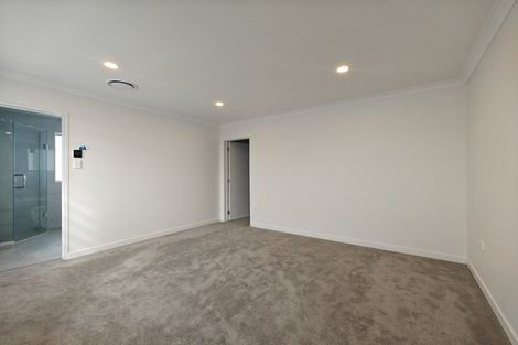 Photo of property in 70 Michael Bosher Way, Flat Bush, Auckland, 2019