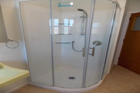 Photo of property in 78 Tauhinu Road, Miramar, Wellington, 6022