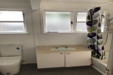 Photo of property in 1/30 Corunna Road, Milford, Auckland, 0620