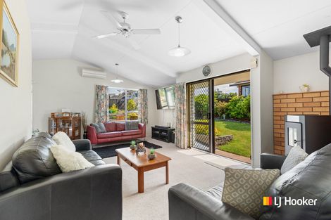 Photo of property in 29 Estuary Crescent, Fairfield, Dunedin, 9018