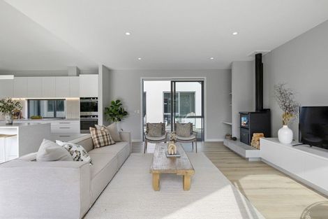 Photo of property in 73 Paparoa Street, Papanui, Christchurch, 8053