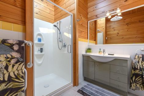 Photo of property in 1 Ririnui Place, Maungatapu, Tauranga, 3112