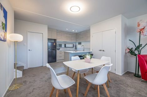 Photo of property in 6/43b Waimumu Road, Massey, Auckland, 0614