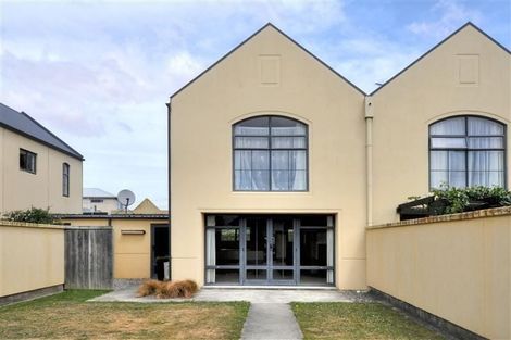 Photo of property in 99 Charles Street, Blenheim, 7201