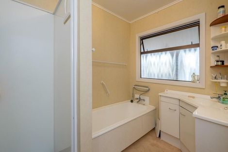 Photo of property in 17 Meadowvale Drive, Levin, 5510