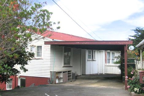 Photo of property in 14 Lyons Crescent, Strathmore Park, Wellington, 6022