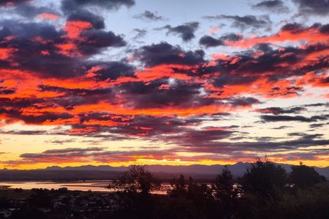 Photo of property in 2/104 Tosswill Road, Tahunanui, Nelson, 7011