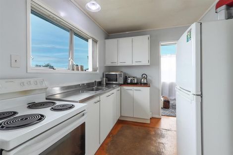 Photo of property in 30 Rewarewa Street, Owhata, Rotorua, 3010