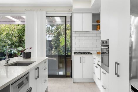 Photo of property in 21 Grey Warbler Road, Hobsonville, Auckland, 0616