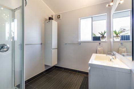 Photo of property in 576 Lowe Street, Camberley, Hastings, 4120