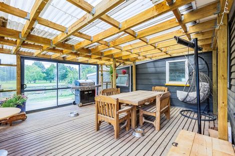 Photo of property in 12 Bridge Street, Eketahuna, 4900