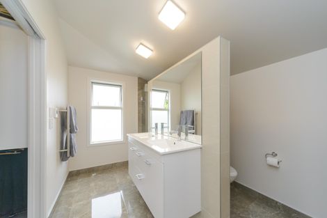 Photo of property in 10a Rangitane Street, Palmerston North, 4414