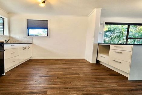 Photo of property in 87 Solar Road, Glen Eden, Auckland, 0602