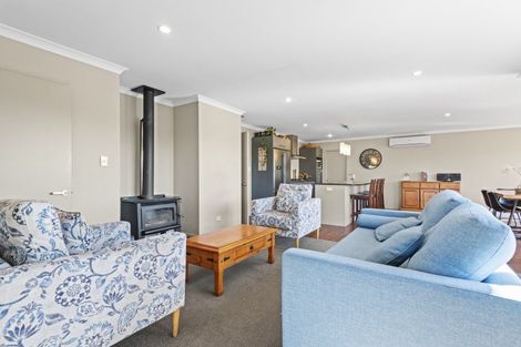 Photo of property in 21 Nicholson Drive, Kaitoke, Whanganui, 4572