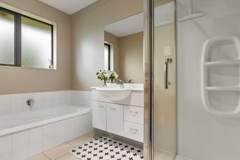 Photo of property in 1 Cato Place, Rolleston, 7614