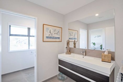 Photo of property in 28 Te Haunui Lane, Pegasus, 7612