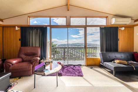 Photo of property in 67 Easther Crescent, Kew, Dunedin, 9012