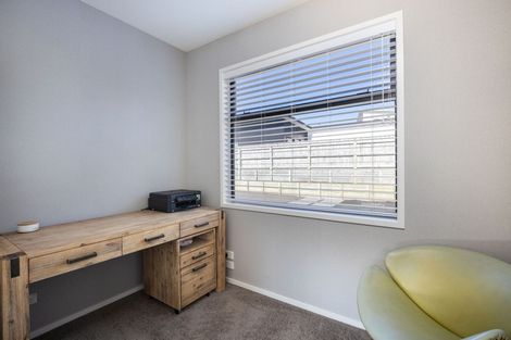 Photo of property in 21 Nadine Stanton Drive, Bell Block, New Plymouth, 4312