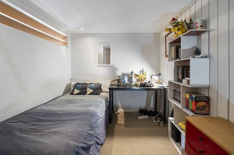 Photo of property in 9 Athlone Place, Hokowhitu, Palmerston North, 4410