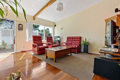 Photo of property in 2/12 Cosy Place, Howick, Auckland, 2014