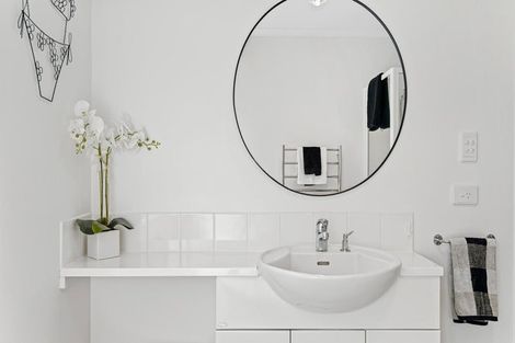 Photo of property in 28 Tuscany Place, Ohauiti, Tauranga, 3112