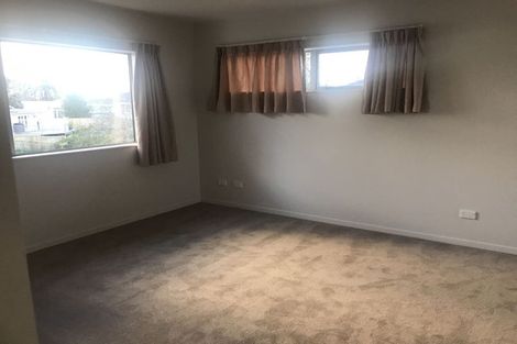 Photo of property in 43 Nikau Street, New Lynn, Auckland, 0600