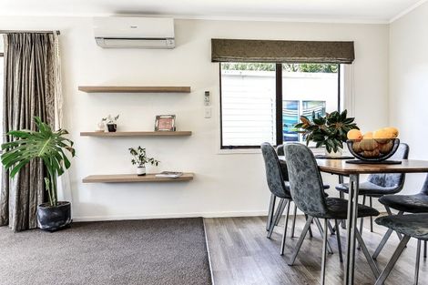 Photo of property in 4a Saint Lukes Place, Bader, Hamilton, 3206