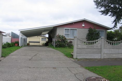 Photo of property in 10 Acacia Street, Kelvin Grove, Palmerston North, 4414