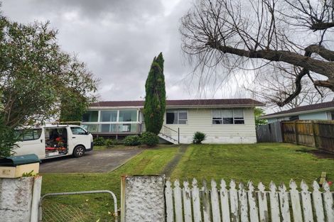 Photo of property in 41 Moncrieff Avenue, Clendon Park, Auckland, 2103