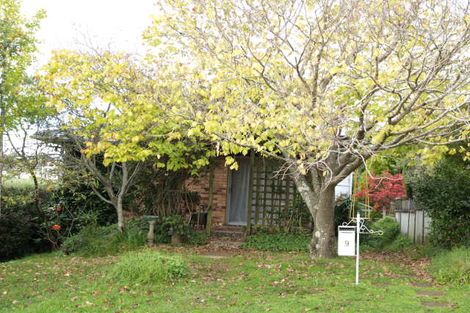 Photo of property in 9 Reydon Place, Cockle Bay, Auckland, 2014
