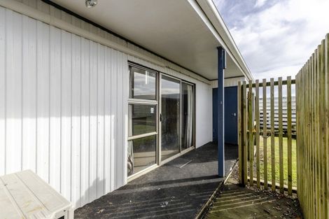 Photo of property in 9a Brierley Place, Marfell, New Plymouth, 4310