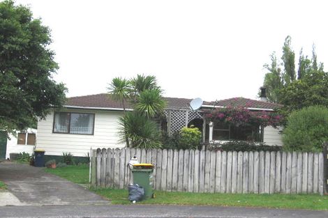 Photo of property in 16 Mayer Place, Ranui, Auckland, 0612