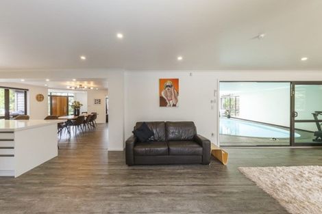 Photo of property in 2 Huata Place, West End, Palmerston North, 4412