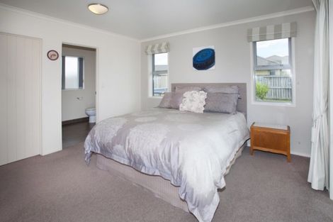 Photo of property in 20 Merrimana Drive, Thames, 3500