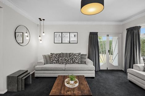 Photo of property in 100 Frimley Avenue, Frimley, Hastings, 4120