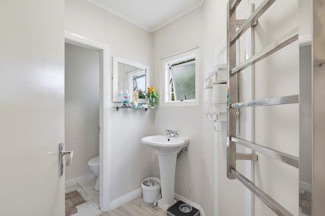 Photo of property in 21 Crawford Road, Kilbirnie, Wellington, 6022