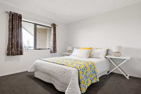 Photo of property in 33 Sylvester Crescent, Flagstaff, Hamilton, 3210