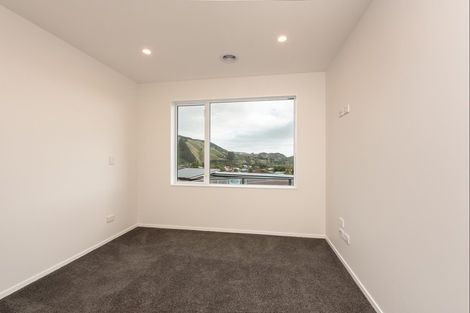Photo of property in 103 Kakariki Grove, Waikanae, 5036