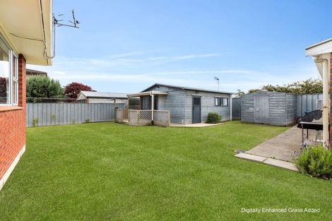Photo of property in 26 John F Kennedy Drive, Milson, Palmerston North, 4414