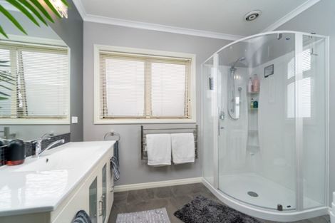 Photo of property in 47 Welch Road, Opaki, 5871