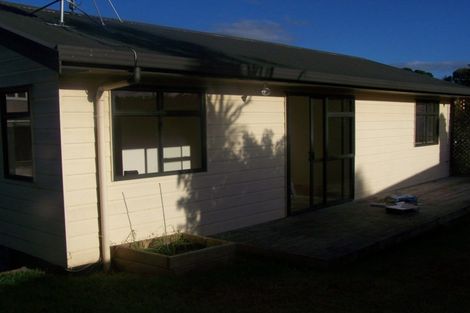 Photo of property in 4/4a Marine Parade, Mount Maunganui, 3116