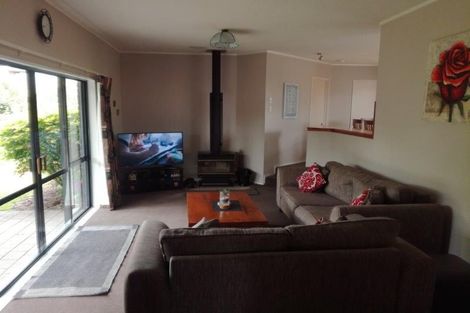 Photo of property in 17 Moreland Avenue, Pukete, Hamilton, 3200